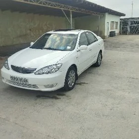 Toyota Camry 2004