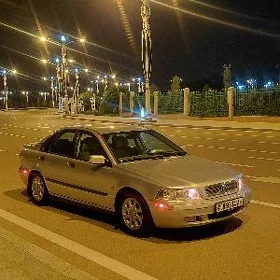 Volvo S40 2000
