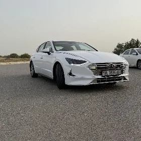 Hyundai Sonata 2021