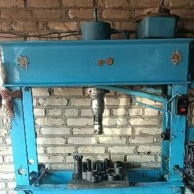 Pres 40 tonlyk