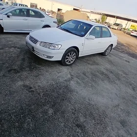 Toyota Camry 2000