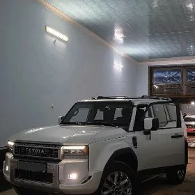 Toyota Land Cruiser Prado 2025