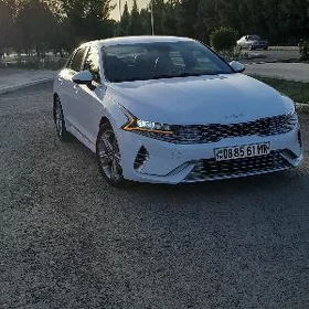 Kia K5 2021