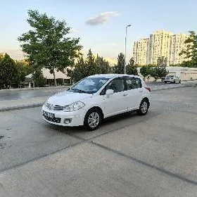 Nissan Versa 2010