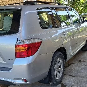 Toyota Highlander 2010