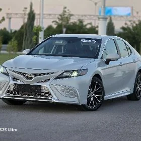 Toyota Camry 2022