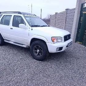 Nissan Pathfinder 2003
