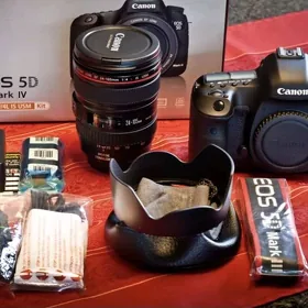 Canon mark4 pakt+24m2.8 50m1.4