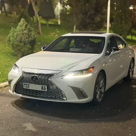 Lexus ES 350 2022