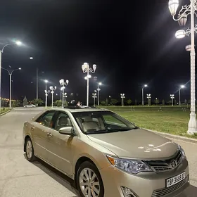 Toyota Camry 2013
