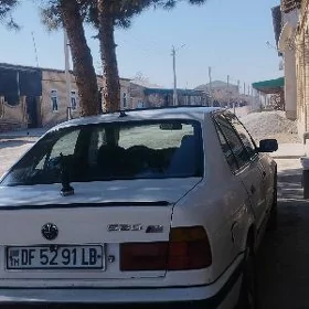BMW 525 1990