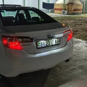 Toyota Camry 2013