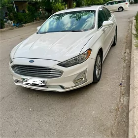 Ford Fusion 2017