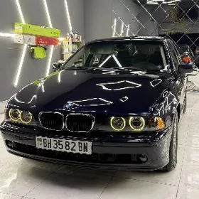 BMW E39 1999