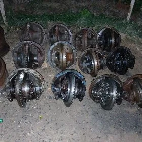 mos
