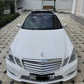 Mercedes-Benz E300 2012