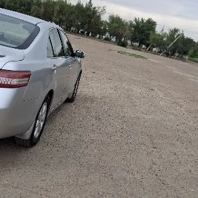Toyota Camry 2010
