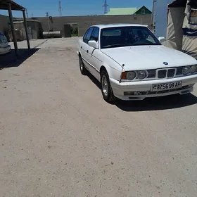 BMW 525 1990
