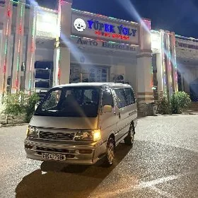 Toyota Hiace 1994