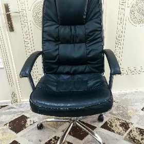 Kreslo koža ofis ucin
