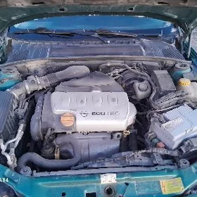 Opel Vectra 2000
