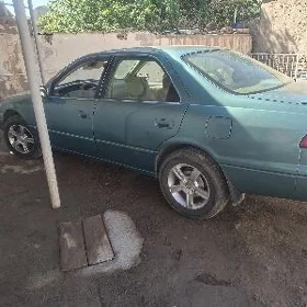 Toyota Camry 1998