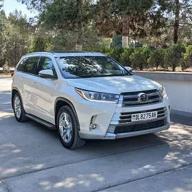 Toyota Highlander 2017