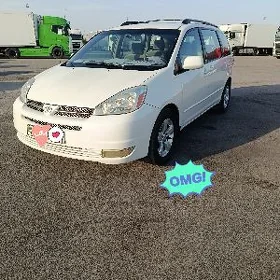 Toyota Sienna 2004