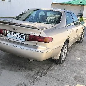 Toyota Camry 1999
