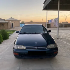 Toyota Corona 1992
