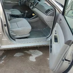 Toyota Camry 2003