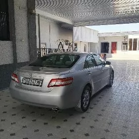 Toyota Camry 2010