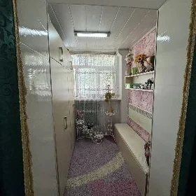 4 ком 6 мкр 1 этаж