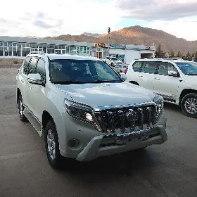 Toyota Land Cruiser Prado 2014