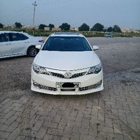 Toyota Camry 2013