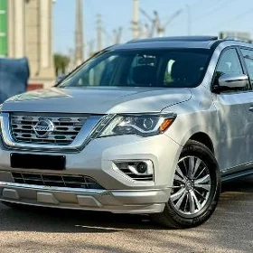 Nissan Pathfinder 2018