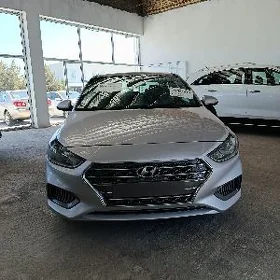 Hyundai Accent 2021