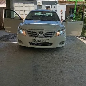 Toyota Camry 2010