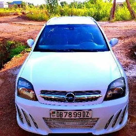Opel Signum 2005