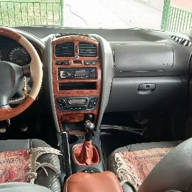 Hyundai Santa Fe 2003