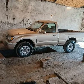 Toyota Tacoma 1999