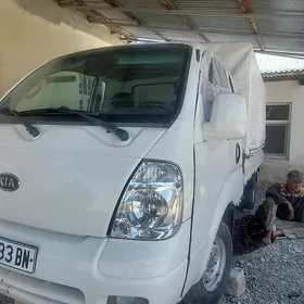 Kia Bongo 2012