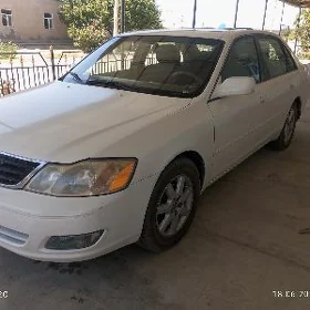 Toyota Avalon 2000