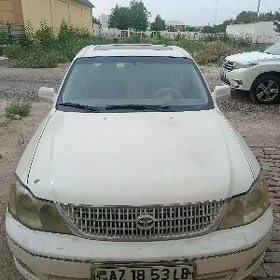 Toyota Avalon 2001