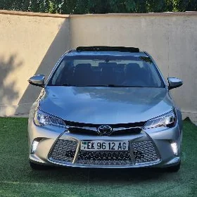 Toyota Camry 2016
