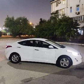 Hyundai Elantra 2014
