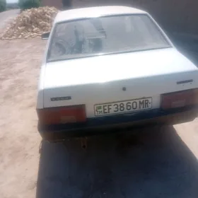 Lada 21099 2000