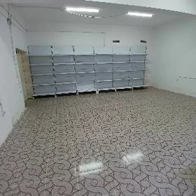 Satlyk podwal ,ofis,magazyn,at