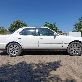 Lexus LS 400 1990