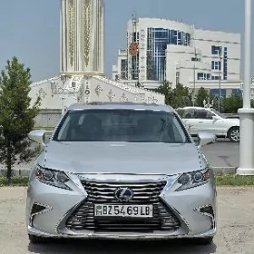 Lexus ES 350 2015